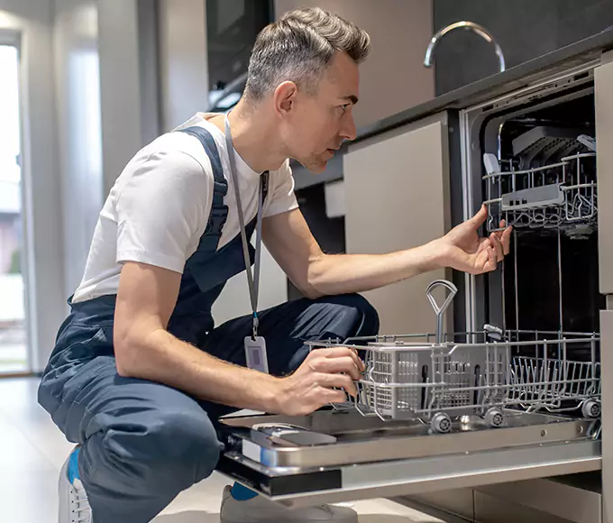 Why North Port Homeowners Pick North Port Appliance Fix for Every Dishwasher Breakdown?